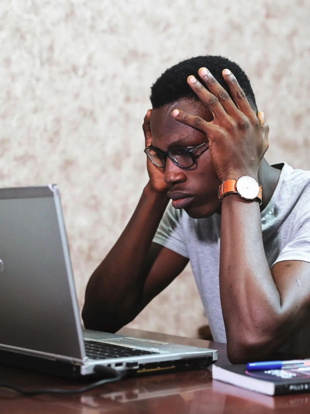 The State of Job Satisfaction Among Teachers in New York: A Complex Reality Glimmers of Hope